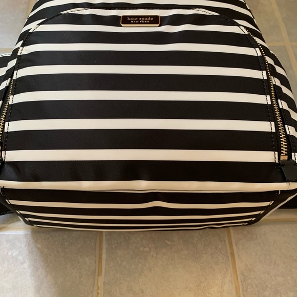KATE SPADE LARGE BACKPACK DAWN SAILING STRIPE - Picture 6 of 8